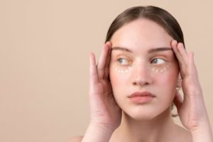 Home remedies to treat dark circles